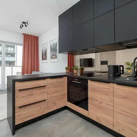 Stylowe Z Parkingiem Blisko Kaliska By Renters Apartamento Łódź