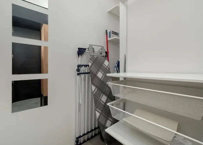 Stylowe Z Parkingiem Blisko Kaliska By Renters Łódź